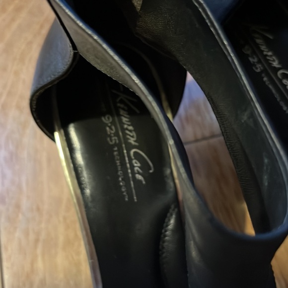 Leather heels - Picture 6 of 7